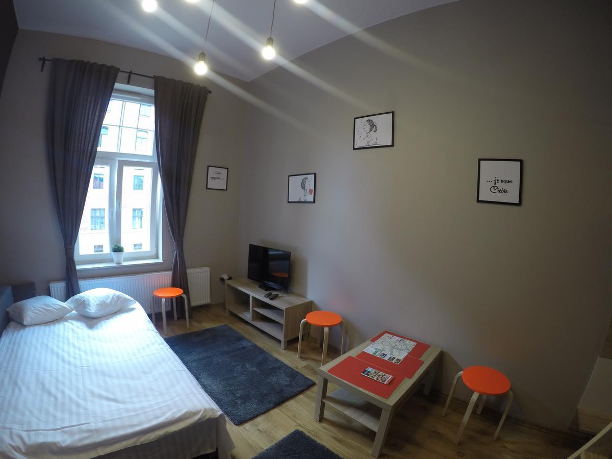 Smart Apart Hotel Краків Екстер'єр фото